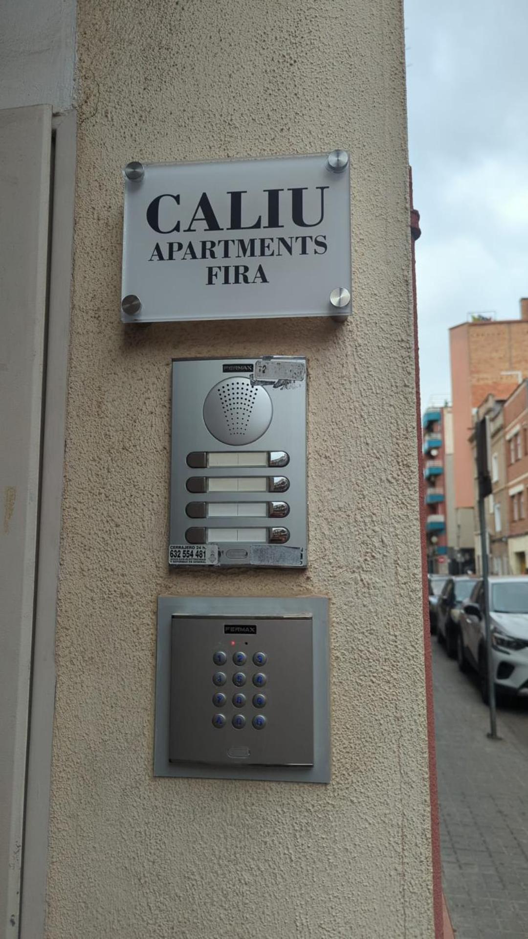 Caliu Apartments Barcelona - Fira L'Hospitalet de Llobregat Exterior foto